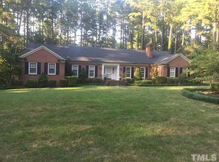 918 Meadow Ln, Henderson, NC 27536