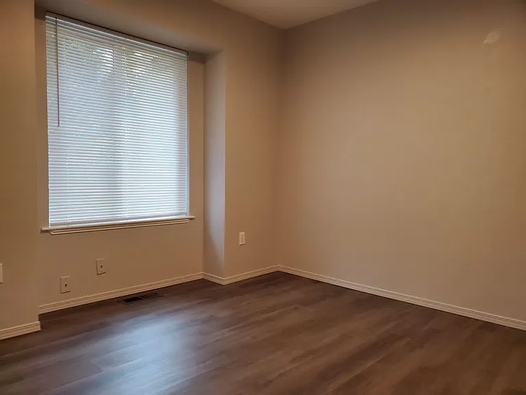 4127 Phillips Rd SE — Photo 10