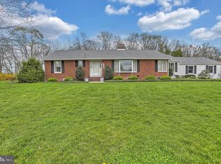 1360 Herrs Ridge Rd, Gettysburg, PA 17325