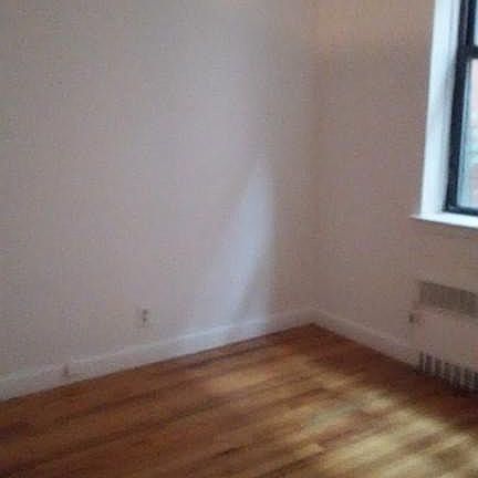 4th image of 414 E 77th St APT 2C