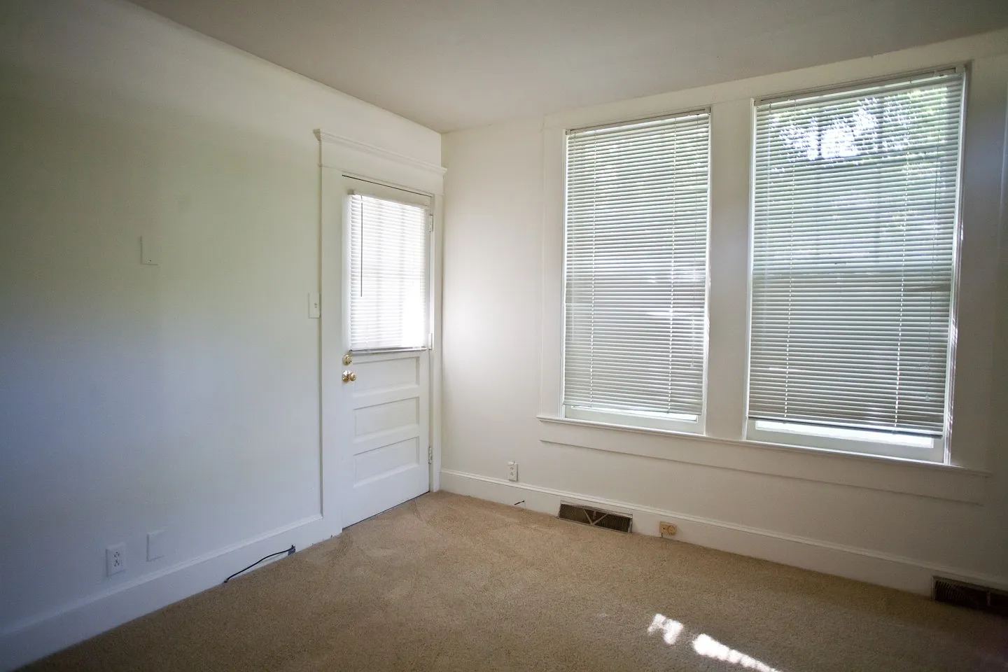 Stay in a historic house close to UNC — Photo 3
