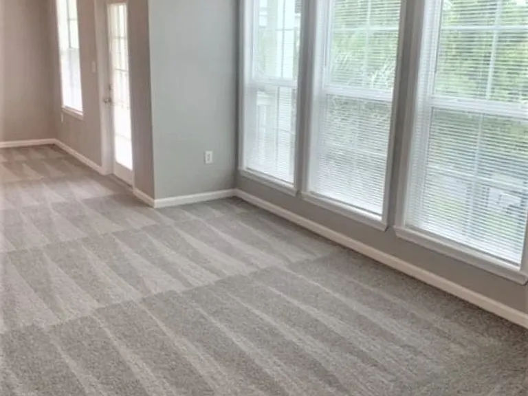 475 Water St — Photo 3