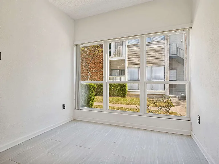 9254 Forest Ln #703 — Photo 5