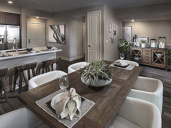 4th image of 5933 Sunstone Dr Unit 206