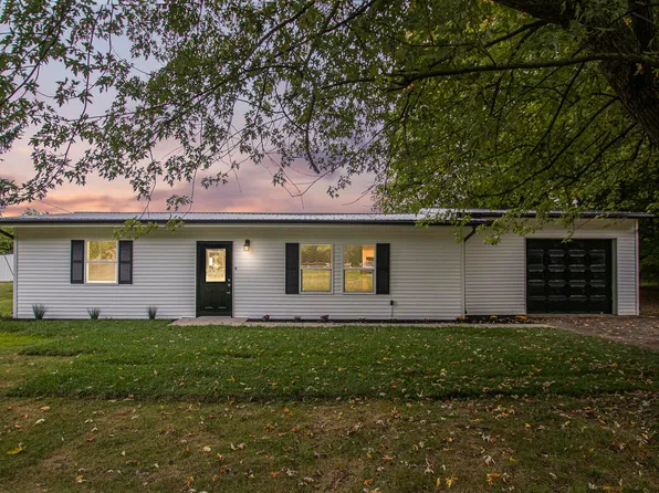 70335 Martin Rd, Edwardsburg, MI 49112