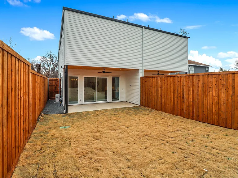 626 Wayne St — Photo 25