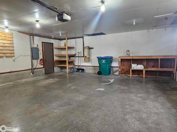 1508 Collins St, Webster City, IA 50595