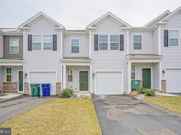 340 Mazzeo Dr, Glassboro, NJ 08028