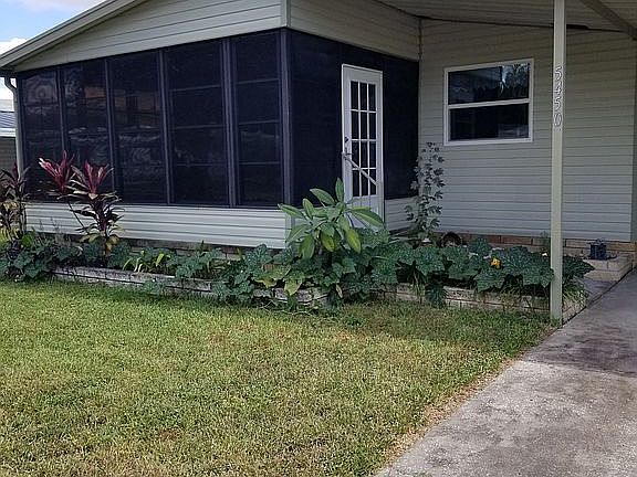 Florida Room facing NE