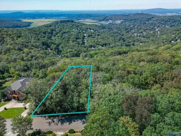 7 Saint Charles Rd SE, Huntsville, AL 35801