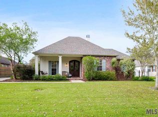 6234 Riverine Dr, Baton Rouge, LA 70820