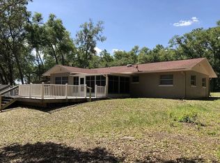 2700 W Cypress Dr, Dunnellon, FL 34433