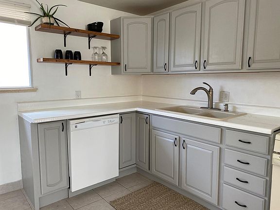 Main Level - Newly renovated kitchen