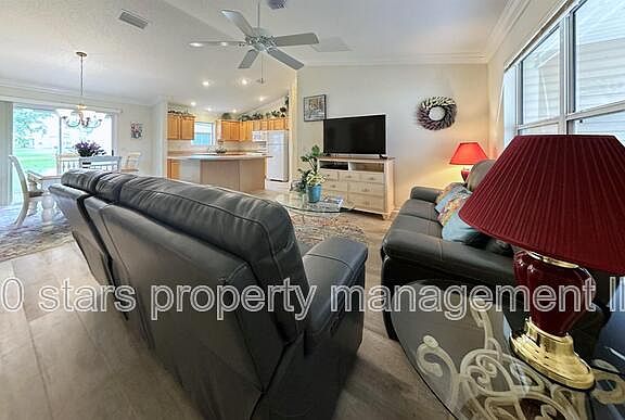 5th image of 2156 Crawford Ct