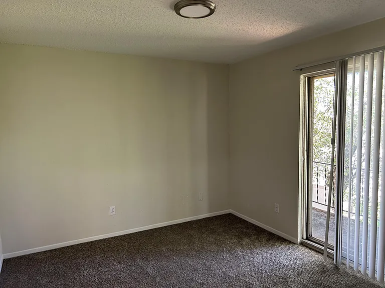 1801 Ridgeview St — Photo 12