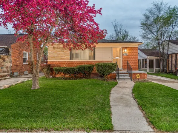 20245 Sorrento St, Detroit, MI 48235