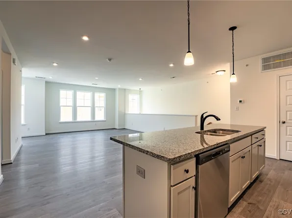 3937 Maze Runner Dr, Midlothian, VA 23112