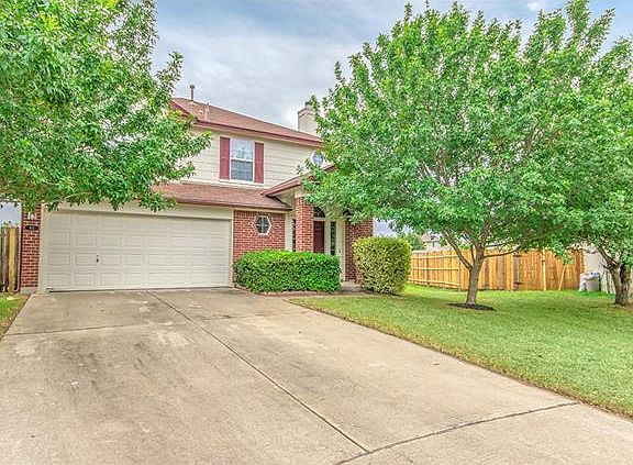 3rd image of 411 Ballentine Ct