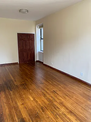 Rented by Compass | media 10
