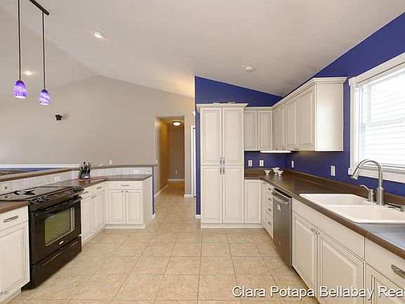 4th image of 4709 Thornbird Dr