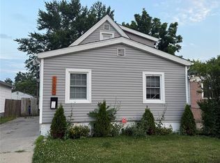 11052 Essex Ave, Warren, MI 48089