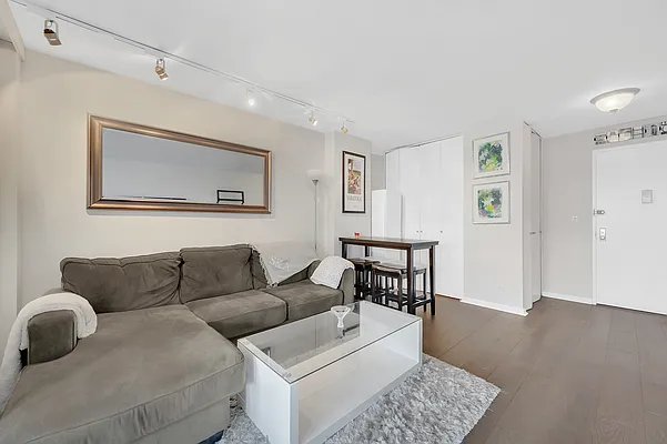 Sold by Compass | media 3