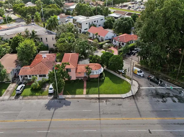 525 Beacom Blvd, Miami, FL 33135