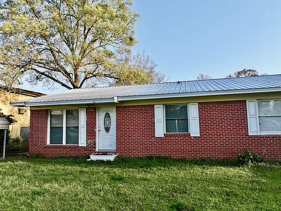 4th image of 111 Jamison St