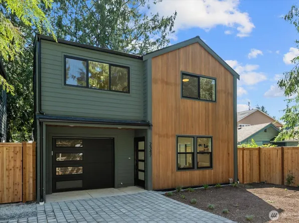 2347 NE 127th Street, Seattle, WA 98125