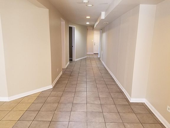 HALLWAY FROM FRONT DOOR