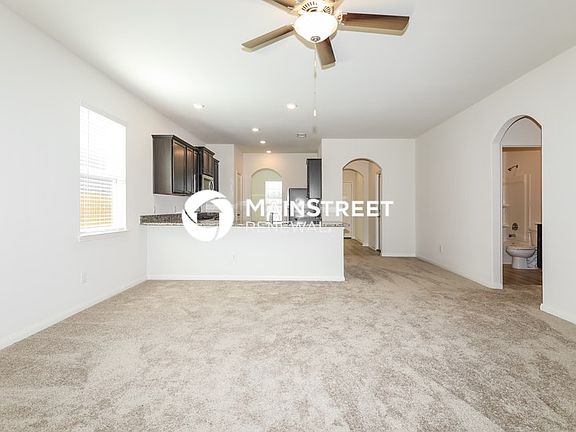 5th image of 26877 Steinbeck Dr