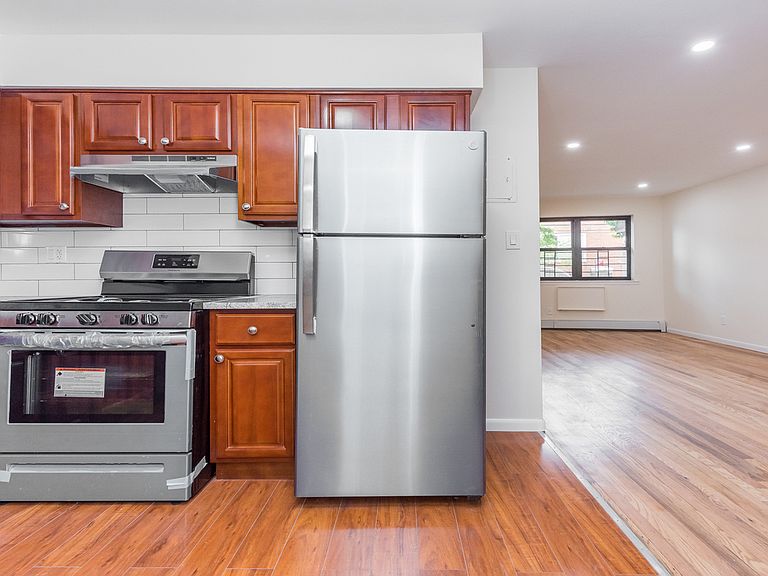 5815 Maspeth Ave Maspeth, NY, 11378 Apartments for Rent Zillow