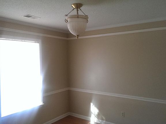 5th image of 4536 Sunnyslope St