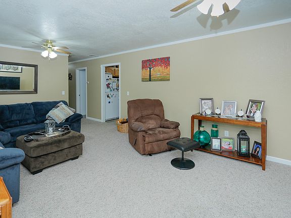 55700 Hastings St-105