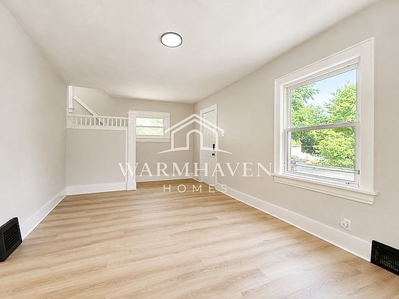 3rd image of 804 Beardsley St