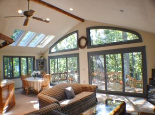 24 Hillsdale Ave, Burlington, MA 01803