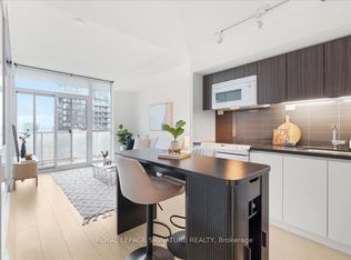 Quartz, Toronto, ON M5V 0J8