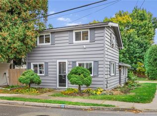 2 Griffin St, Flamborough, ON L0R1R0