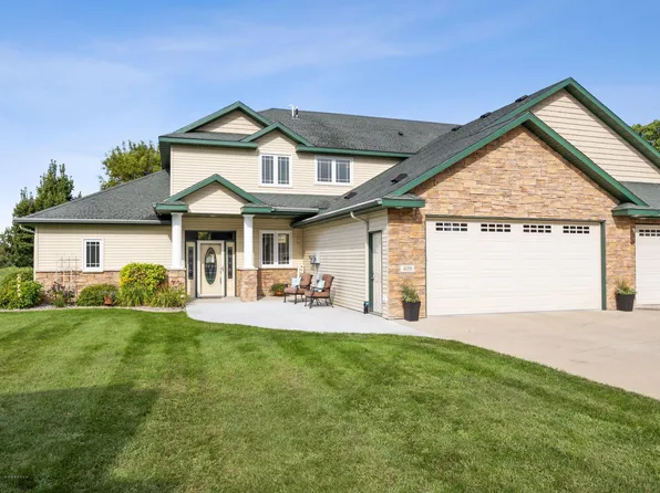 409 Caddy Ave, Moorhead, MN 56560