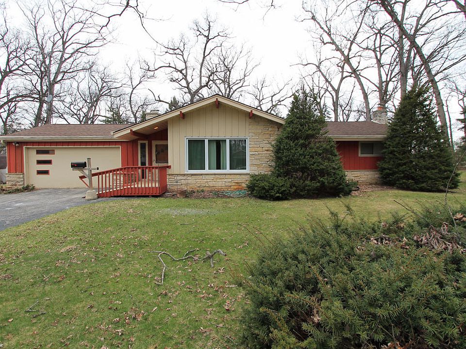 1st image of 29504 Evergreen Dr