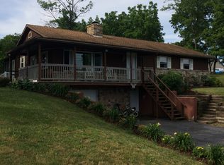 150 Deck Rd, Womelsdorf, PA 19567