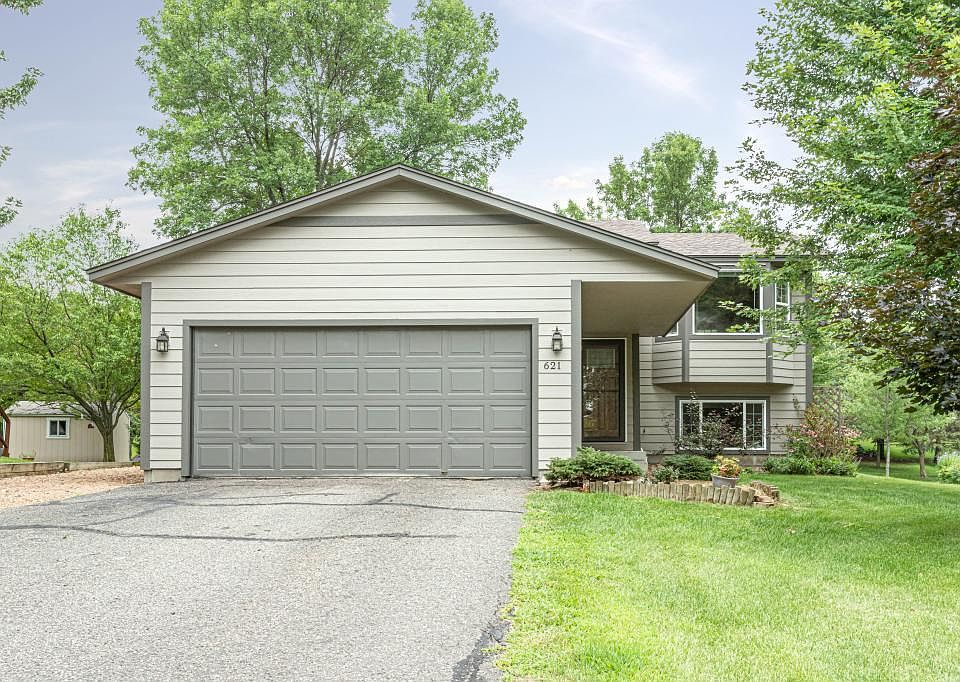 1st image of 621 Dresden Dr