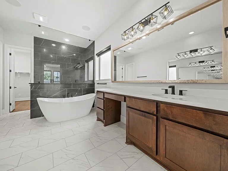 19110 Wimberly Hills Ln — Photo 16