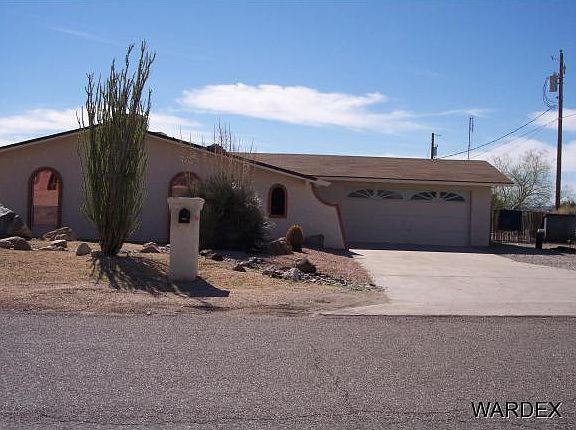 2nd image of 3600 Canyon Cove Dr