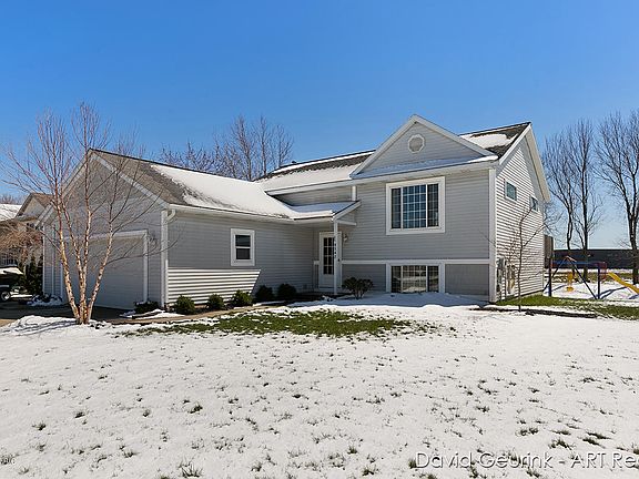 2nd image of 9342 Southwind Dr