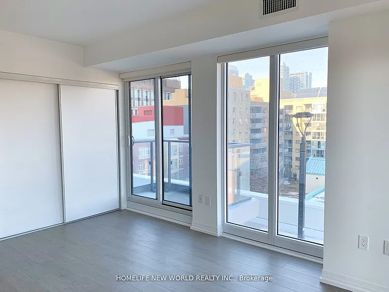 251 Jarvis St #809 — Photo 10