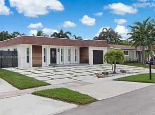 208 SE 4th Ter, Dania Beach, FL 33004