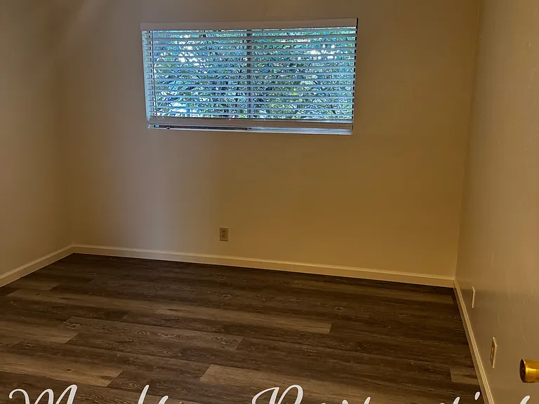 84 Nelson Ave #3 — Photo 7