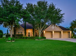 1868 Lake Landing Dr, League City, TX 77573