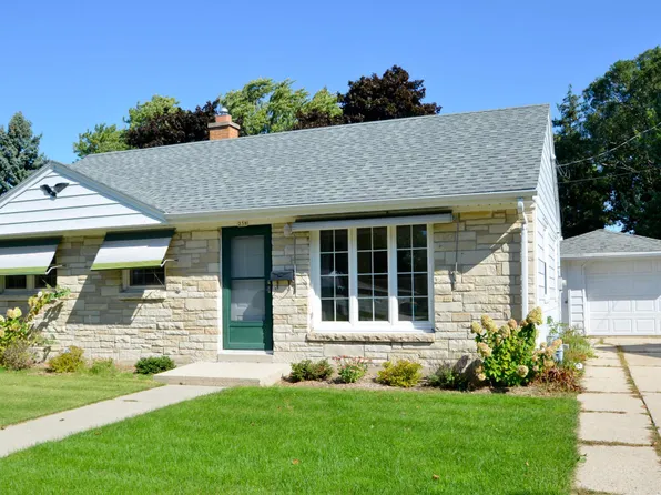 238 Lincoln Dr N, West Bend, WI 53095